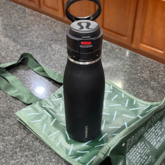 Lululemon Black 16 oz Take a Moment Water Bottle with Tote - Picture 16 of 16